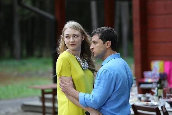 8 novych svidanij - Z filmu - Oksana Akiňšina, Volodymyr Zelenskyj
