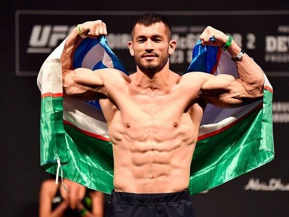 Mach Muradov bude mít dalšího silného soupeře. Zdolá ho? - SportDeník