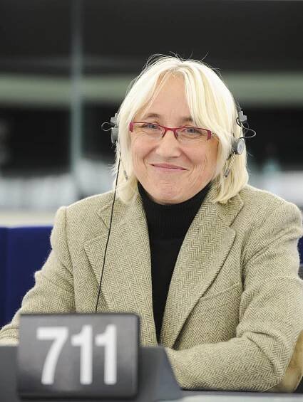 Koupíte a těsně po uplynutí záruky musíte vyhodit? V Bruselu se chystá konec kazítek