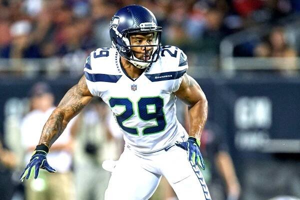 Earl Thomas