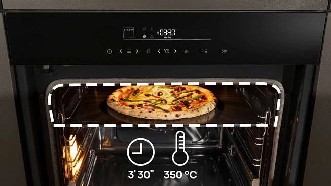 Pizza ve vestavné troubě Hisense HO66F PIZZACHEF_03