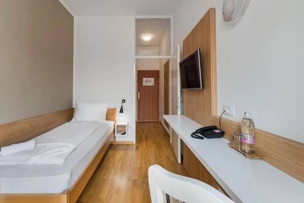 Hotel Dvorec Tolmin Exteriér fotografie