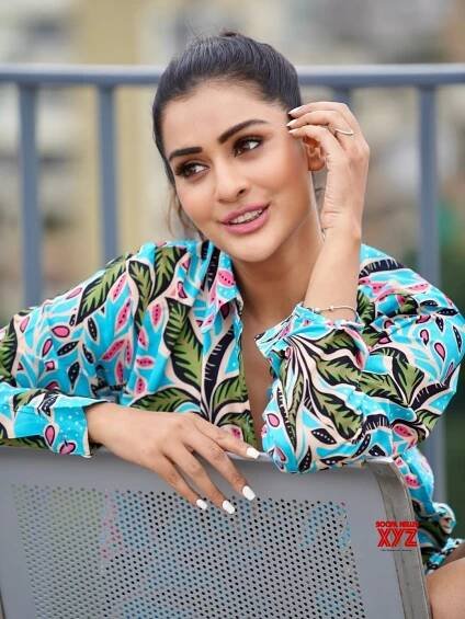 Actress Payal Rajput New Glam Stills