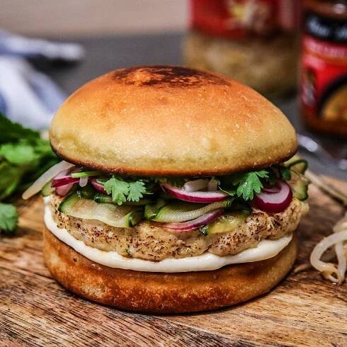 chicken burger asia style