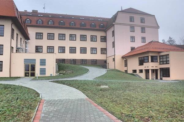 Exkurze Chrlice, Rajhrad | Univerzita třetího věku | Masarykova univerzita