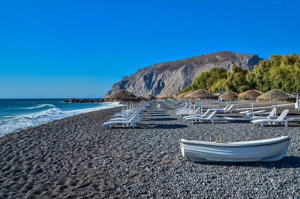 Pláž Kamari, Santorini