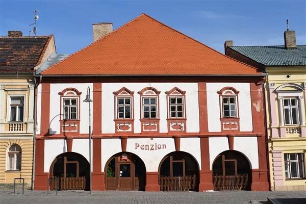 Restaurace a penzion Podloubí