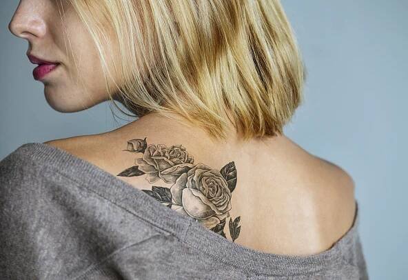 Tattoo polepšovna zakrývá kérku, kterou máte možná i vy! Podívejte se na výsledek