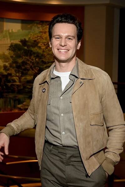 On the Podcast: Jonathan Groff on Bobby Darin, Divas, and His Leather Era