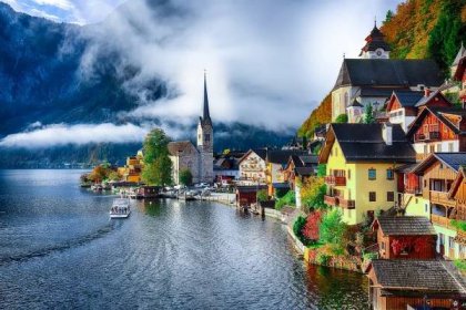 Nejkrásnější rakouská jezera blízko hranic: Navštivte ikonické Hallstättersee nebo klenot, kterým spousta Čechů jenom projíždí