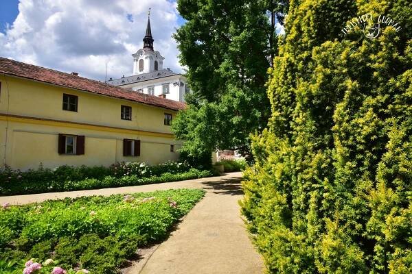 Zámecká zahrada v Lysicích – Turisticky gurman