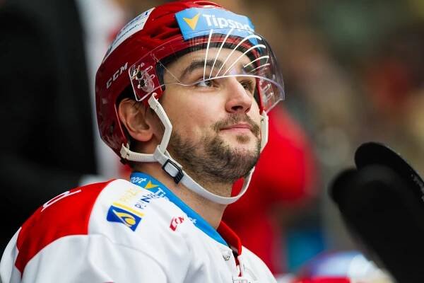 Mountfield HK, a.s. | Fotogalerie | Hráč | Lukáš Cingel