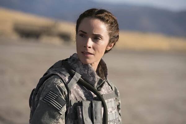 Abigail Spencer in Chirurgové (2005)