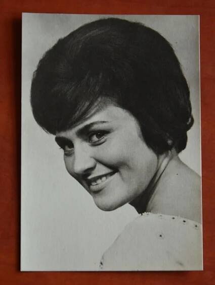 Herečka EVA KLEPÁČOVÁ stará pohlednice ORBIS 14,7 x 10,2 cm