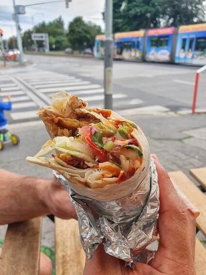 Studie dürümu - Gemüse Corner Kebab, Praha (Podolí)