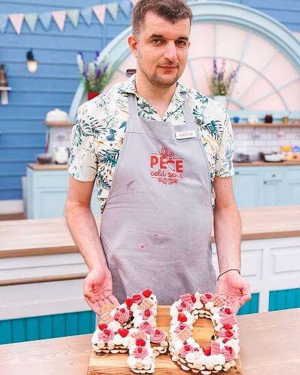 Jak připravit ledovky: Populární cukroví voní rumem a krásně křupne, když kousnete do polevy