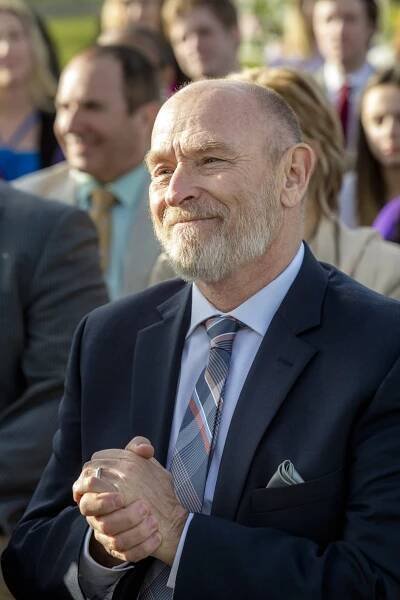 Příležitost k tanci - Z filmu - Corbin Bernsen