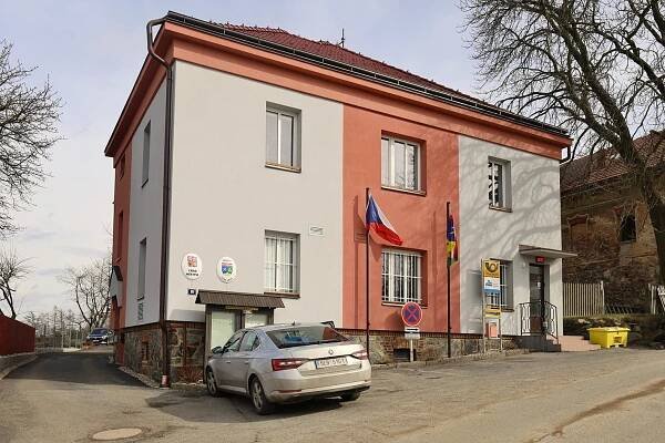Včelákov přemýšlí nad vybudováním mateřské školky