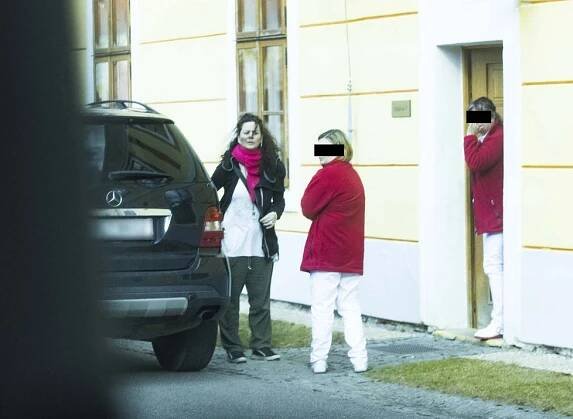 Robert Kodym nečekaně opustil léčebnu! Po měsíci si pro kytaristu přijela manželka
