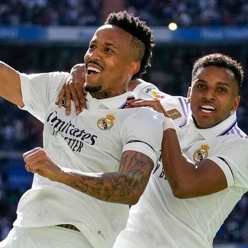 Real Madrid close gap on LaLiga leaders Barcelona with comeback win