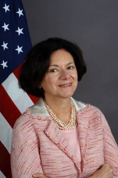 Soubor:Rosemary DiCarlo official portrait.jpg