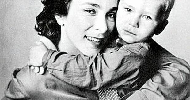 Hana Hegerová se synem