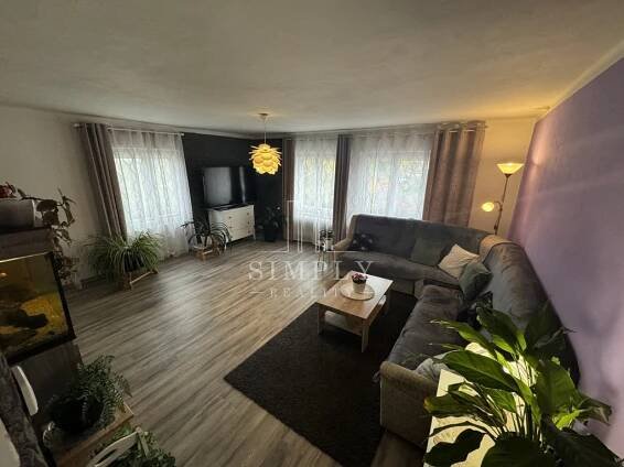 Prodej rodinného domu 6+1, 211m2, Nečín, okr.Příbram | SIMPLY REALITY