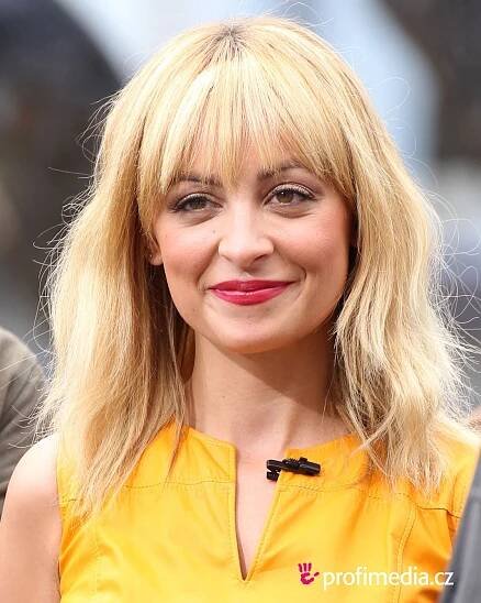 Nicole Richie - celebrity účes - HappyHair