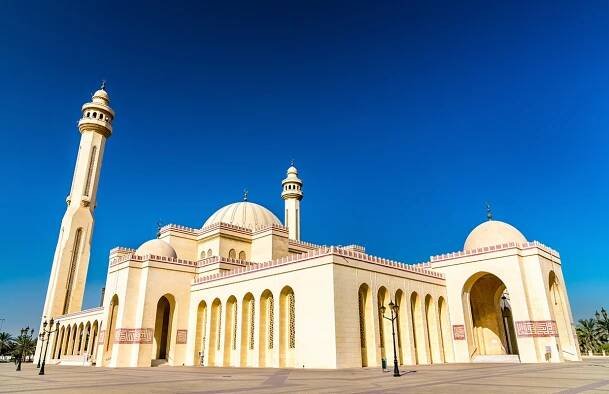 Al Fateh Velká mešita v Manama, hlavního města Bahrajnu — Stock obrázek
