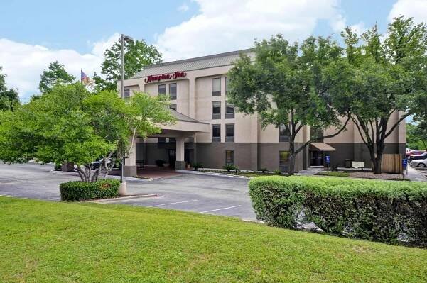 Hampton Inn Austin North Exterior photo
