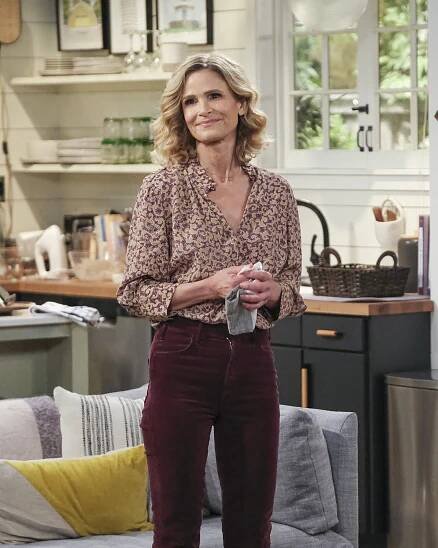 Call Your Mother - Distressed Jean - Z filmu - Kyra Sedgwick