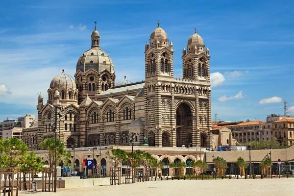Levandulová Provence, středověký Avignon, Marseille a ostrov If včetně ubytování