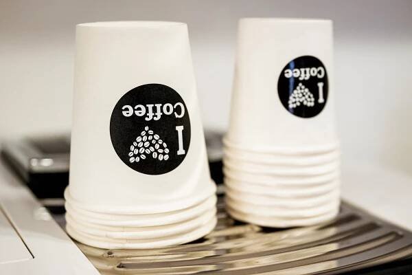 Opravy kávovarů DeLonghi Plzeň | Spiller Coffee