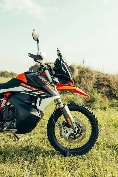 KTM_890_Superadventure_R-2
