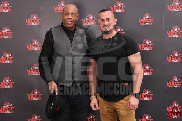 Michael Winslow Foto Ops - VIECC® Vienna Comic Con