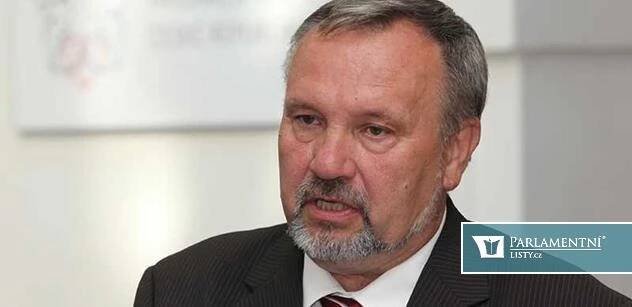 Kováčik (KSČM): Sucho je problém dlouhodobý