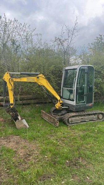 Minibagr pásový Wacker Neuson EZ28, Praha, Lešenářský Servis