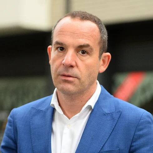 Martin Lewis warns against cancelling energy bill direct debits as price cap soars