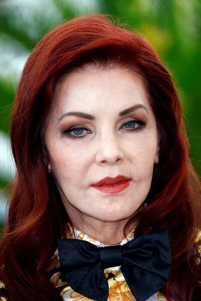 Priscilla Presley 