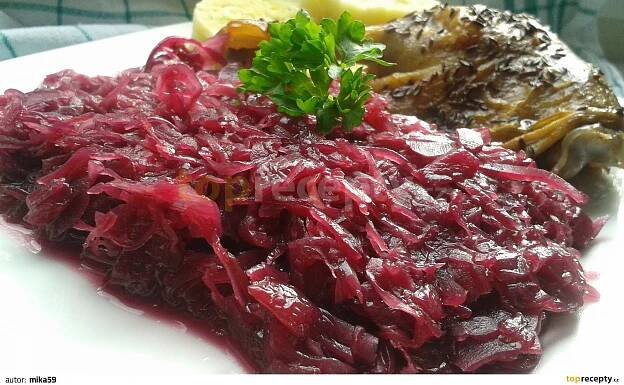 Karamelizované kysané červené zelí s brusinkami. recept - TopRecepty.cz