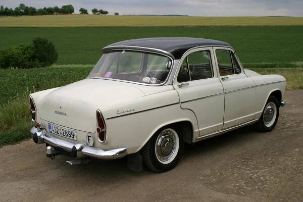 Simca Aronde P60 Elysée - Elegantní vlaštovka