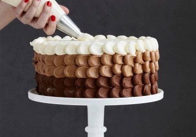 Zdobení dortů: bez jakých cukrářských potřeb se neobejdete?
