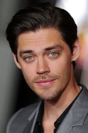 Tom Payne herec