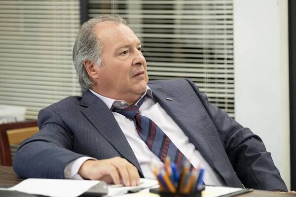 Viceprezident(ka) - Iowa - Z filmu - Kevin Dunn