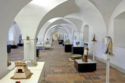 Alšova galerie otevřela v Bechyni nové prostory pro keramiku