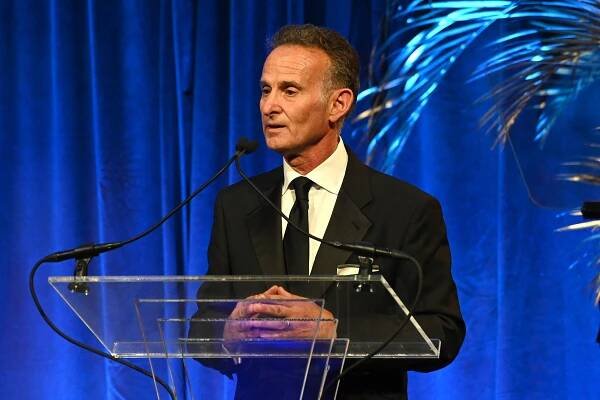 Music Industry Must Work With AI Companies, Forget Lawsuits: Goldstuck