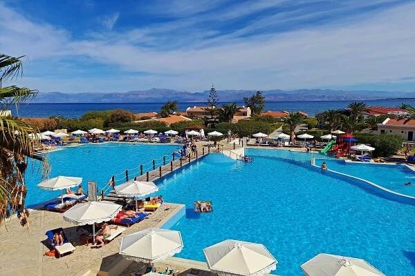 Roda Beach Resort & SPA, Řecko od 18 990 Kč