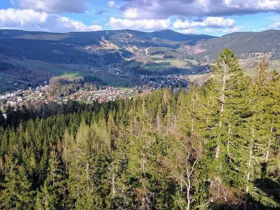 Pohled na Rokytnici nad Jizerou
