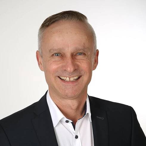 Portrait_Peter-Karch