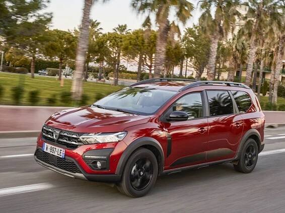 Nejzajímavější auto roku? Řídili jsme novou Dacii Jogger!